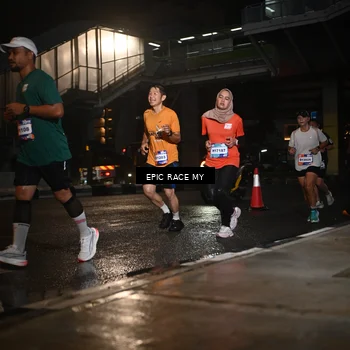 Runner Photo 7724884