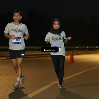 Runner Photo 7724892