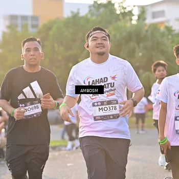 Runner Photo 7724923