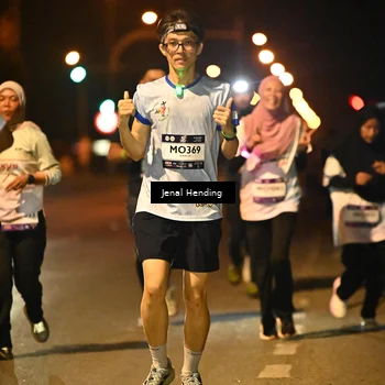 Runner Photo 7724938