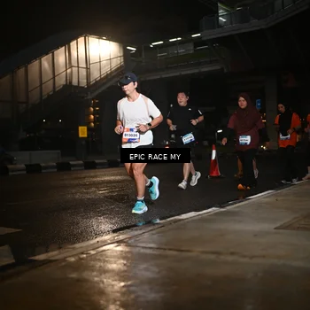 Runner Photo 7724945