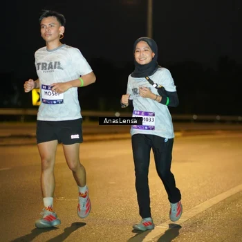 Runner Photo 7724950