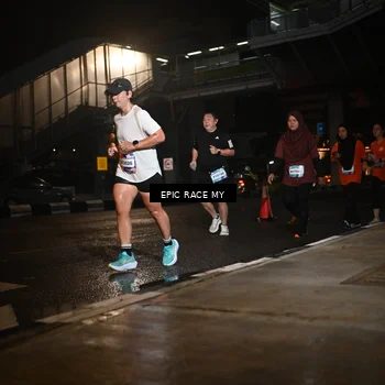 Runner Photo 7724951