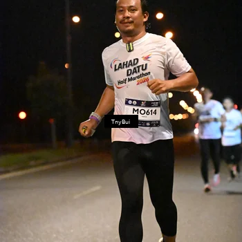 Runner Photo 7724960