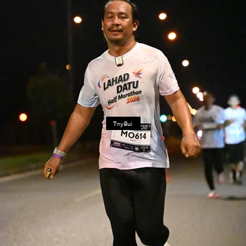 Runner Photo 7724968