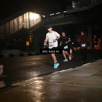 Runner Photo 7724981