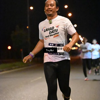 Runner Photo 7724986