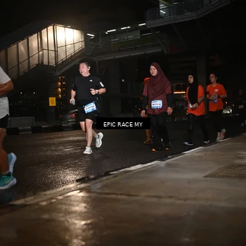 Runner Photo 7724987