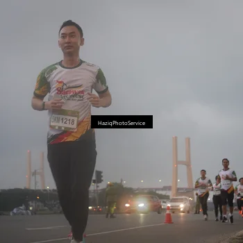 Runner Photo 7724989