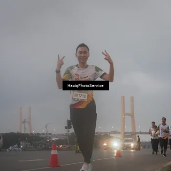 Runner Photo 7724991