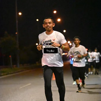 Runner Photo 7725020