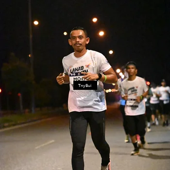 Runner Photo 7725031