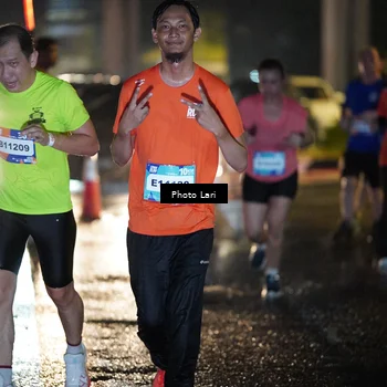 Runner Photo 7725038