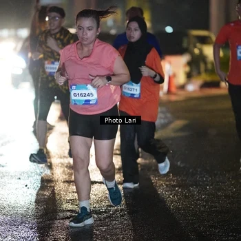 Runner Photo 7725044