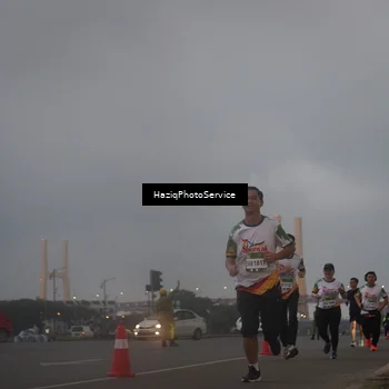 Runner Photo 7725045