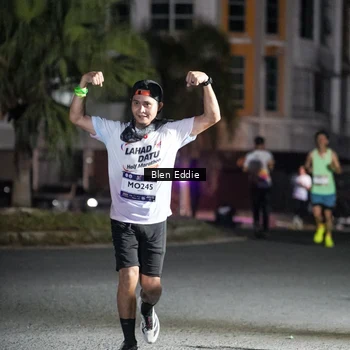 Runner Photo 7725049