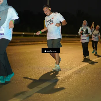 Runner Photo 7725073