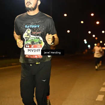 Runner Photo 7725084