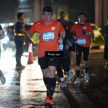 Runner Photo 7725090