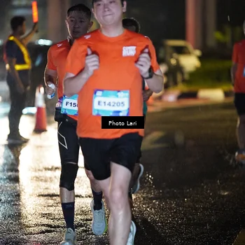 Runner Photo 7725094