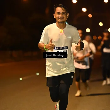 Runner Photo 7725102