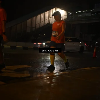 Runner Photo 7725124