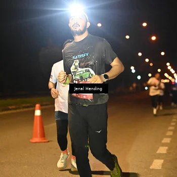 Runner Photo 7725130
