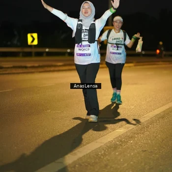Runner Photo 7725141