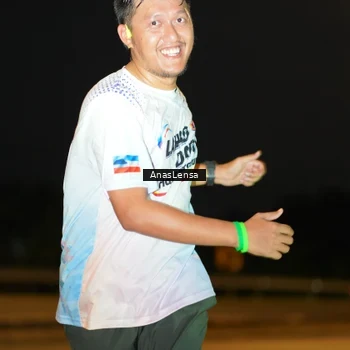 Runner Photo 7725150