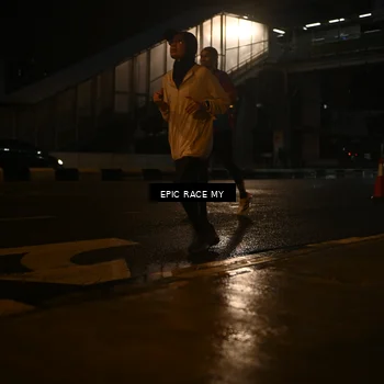 Runner Photo 7725172