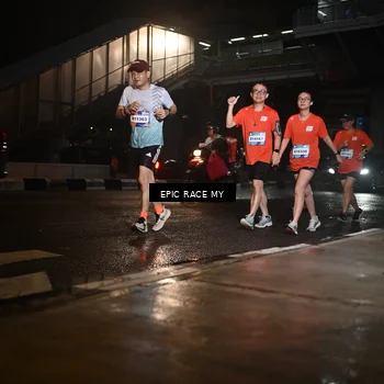 Runner Photo 7725173