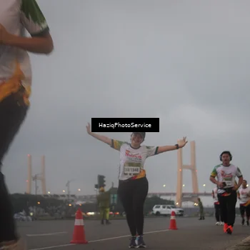 Runner Photo 7725178