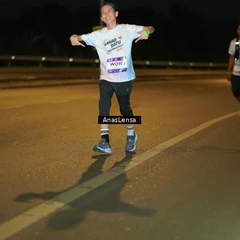 Runner Photo 7725188