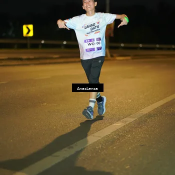 Runner Photo 7725189