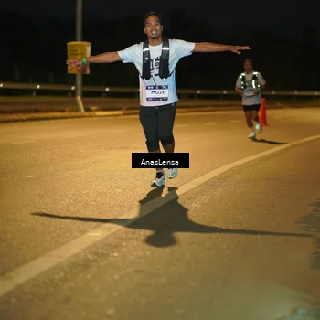 Runner Photo 7725218