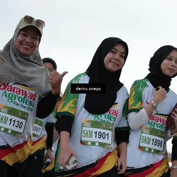 Runner Photo 7725265