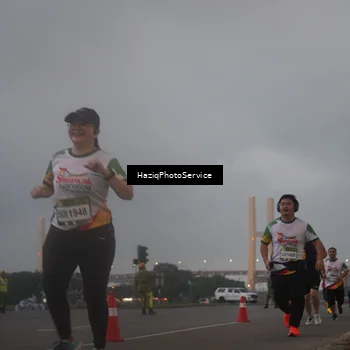 Runner Photo 7725277