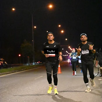 Runner Photo 7725287