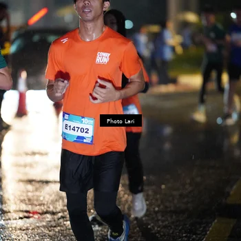 Runner Photo 7725305