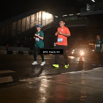 Runner Photo 7725332