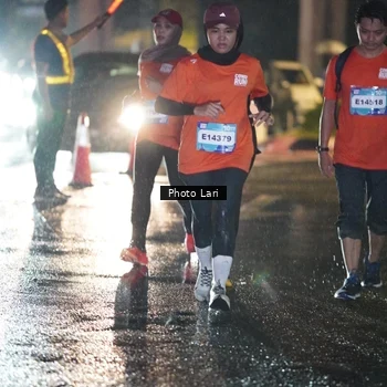 Runner Photo 7725338