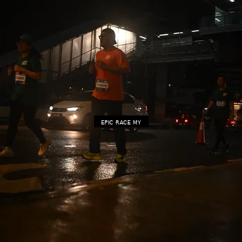 Runner Photo 7725349