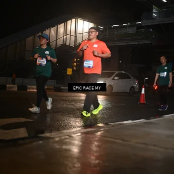 Runner Photo 7725352