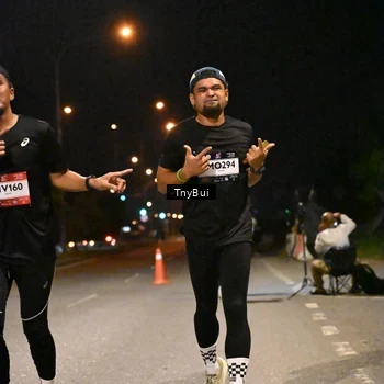 Runner Photo 7725354