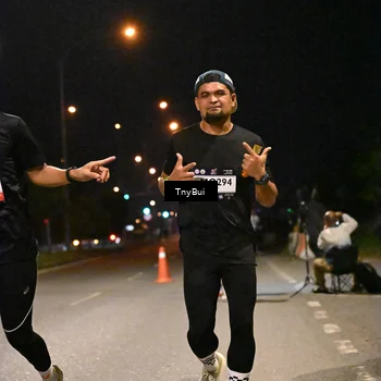 Runner Photo 7725362