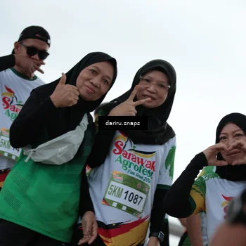 Runner Photo 7725363