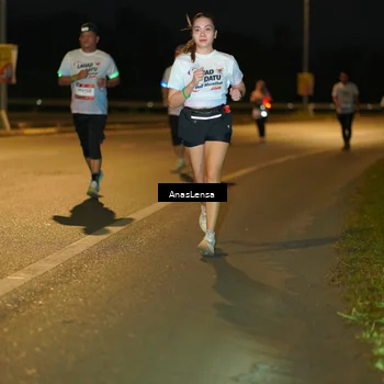 Runner Photo 7725384