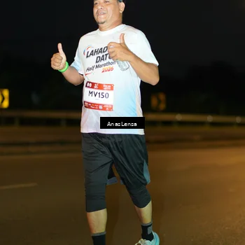 Runner Photo 7725395
