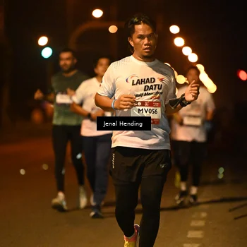 Runner Photo 7725402