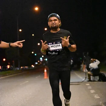 Runner Photo 7725404